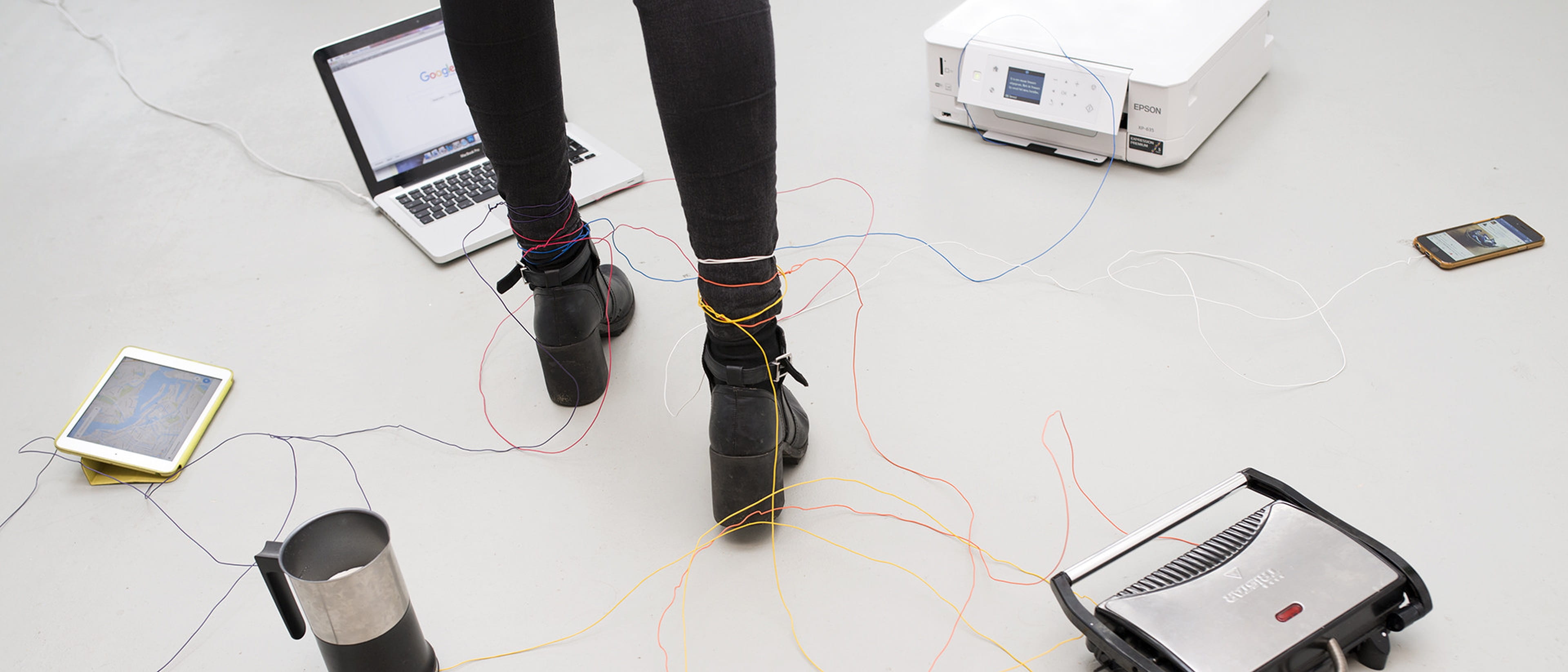 Interessant hoor, die strijd tussen Apple en de FBI. Maar het échte gevecht  is allang verloren - De Correspondent