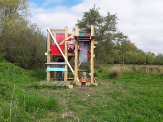 Aangetroffen en beklommen: de Tower of Love bij de A13