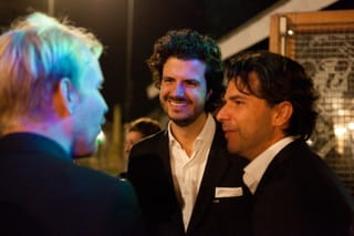 Rutger Bregman (l), Ernst-Jan Pfauth (m) en Rob Wijnberg op een evenement van De Correspondent in 2017