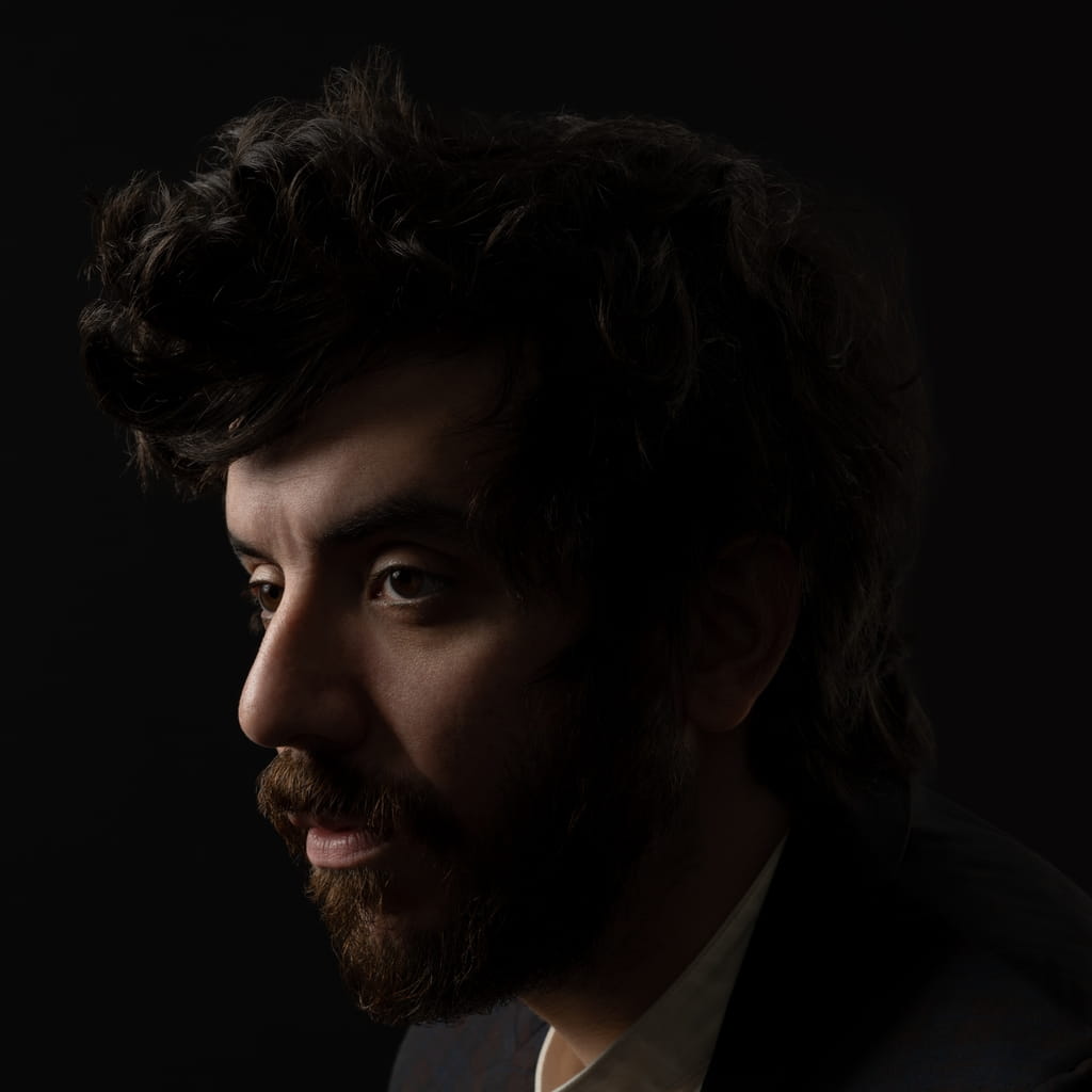 Schrijver Kaveh Akbar over het verlangen naar betekenisvol sterven