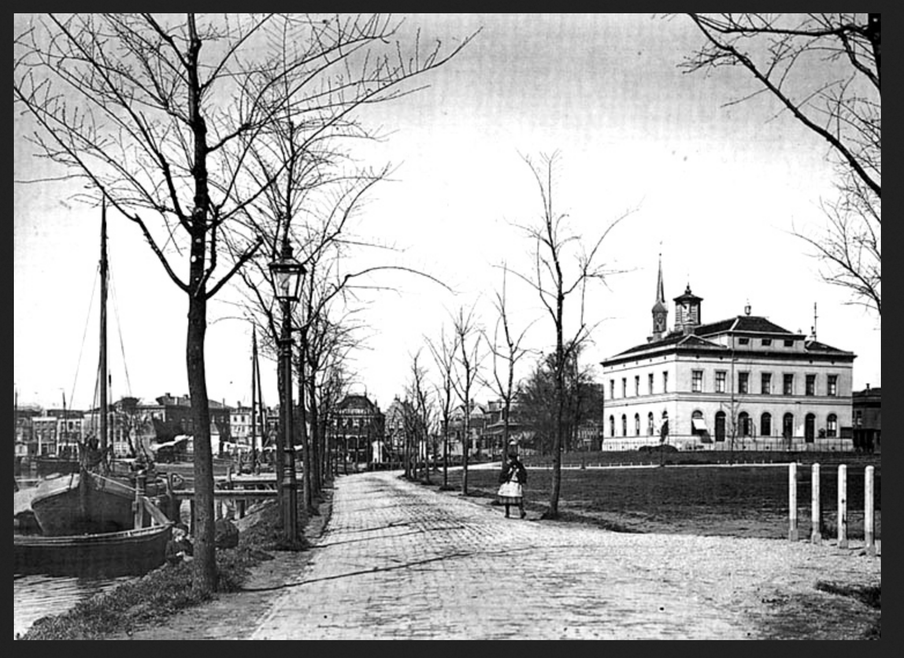 De burcht in Zaandam omstreeks 1900